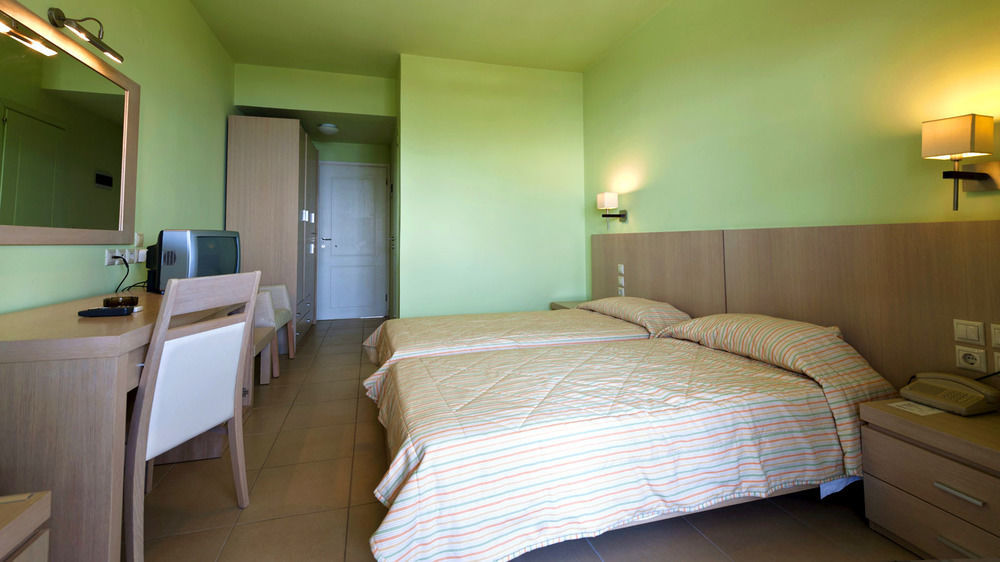 Skiathos Club Hotel & Suites Васіліас Екстер'єр фото