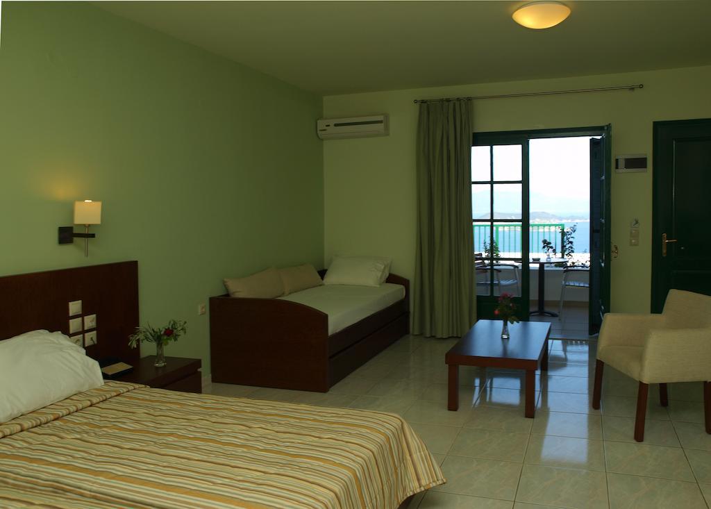 Skiathos Club Hotel & Suites Васіліас Номер фото