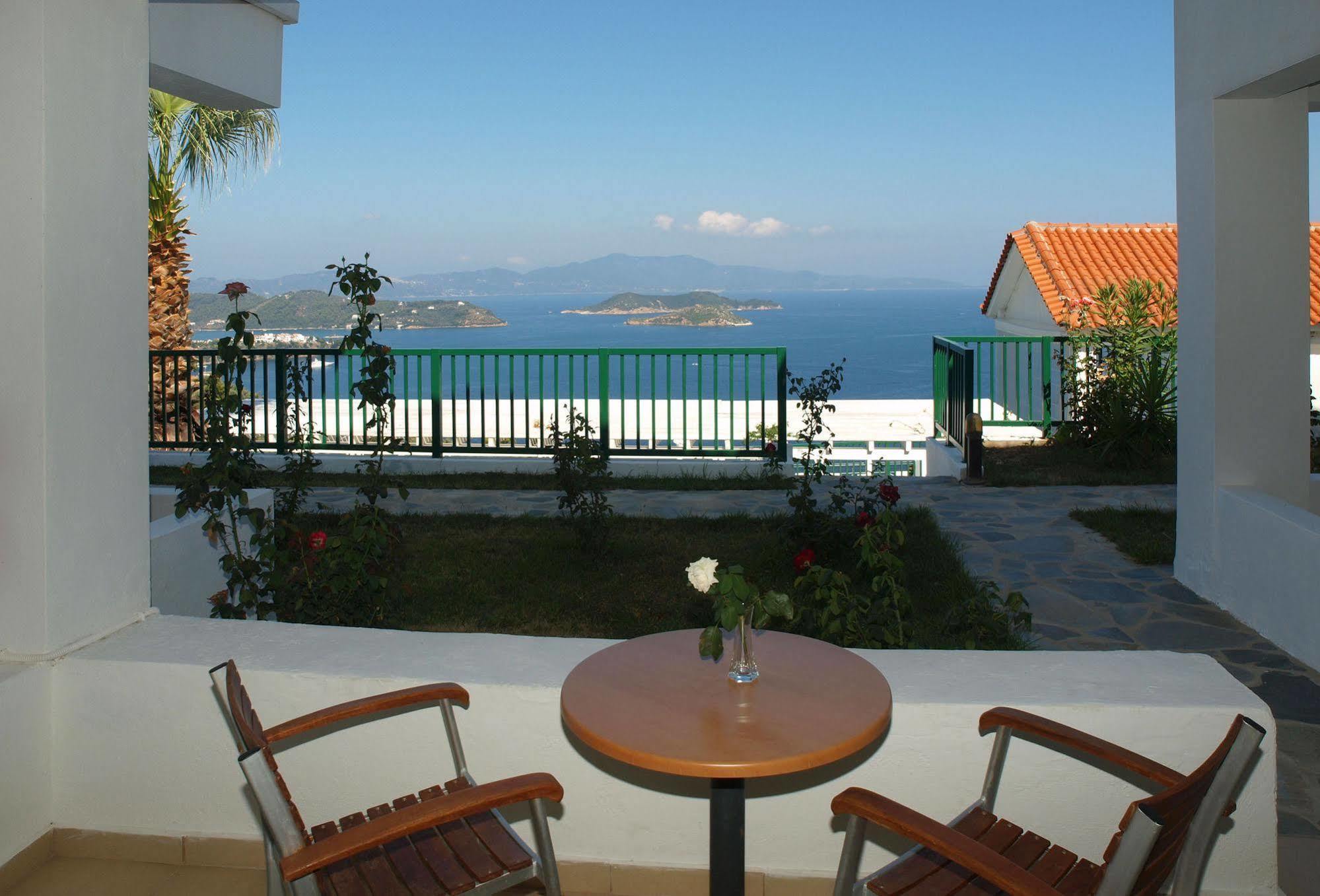 Skiathos Club Hotel & Suites Васіліас Екстер'єр фото
