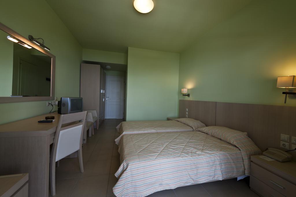 Skiathos Club Hotel & Suites Васіліас Екстер'єр фото